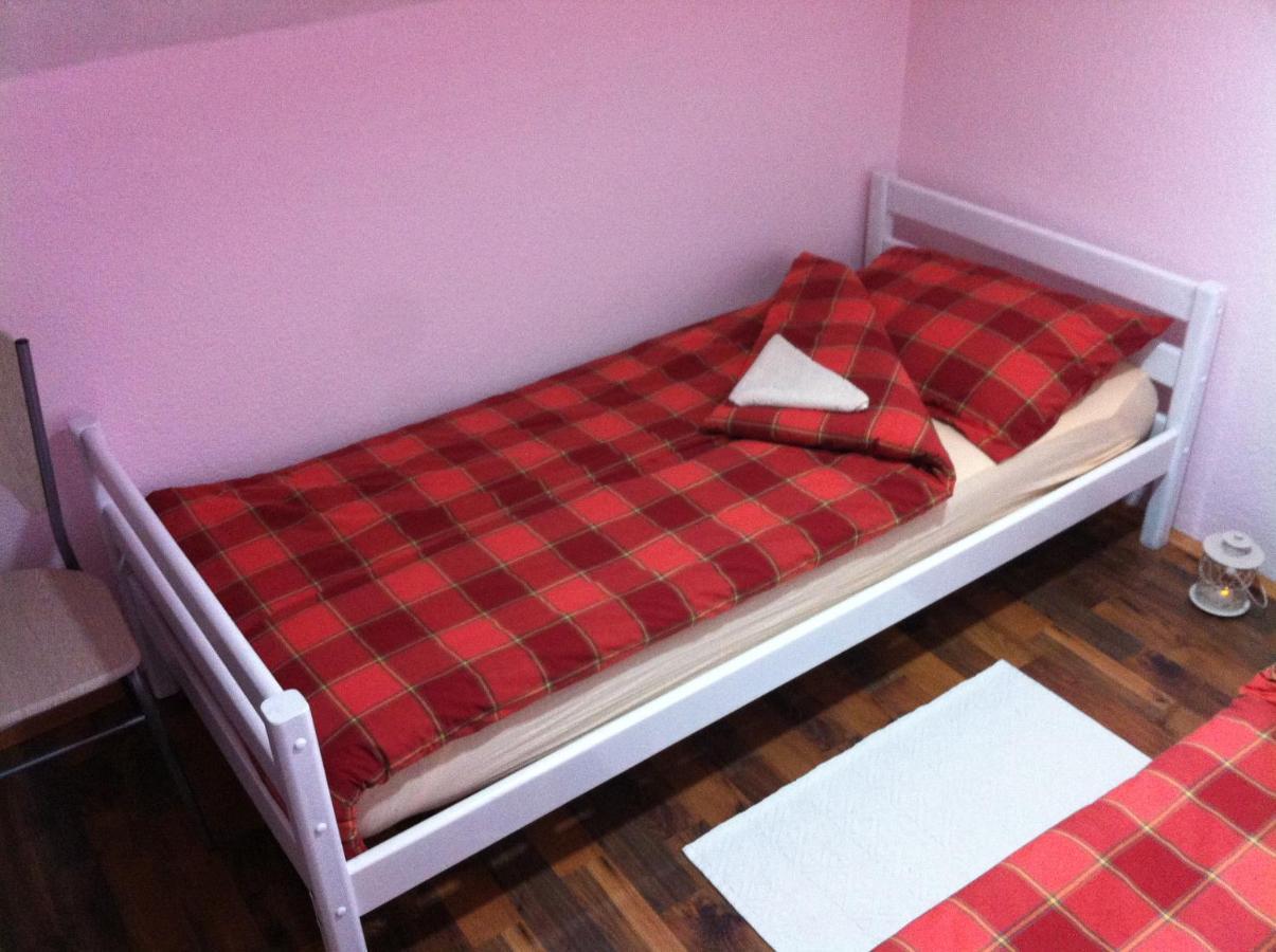 ホテルPansion Zeyno サラエヴォ 部屋 写真
